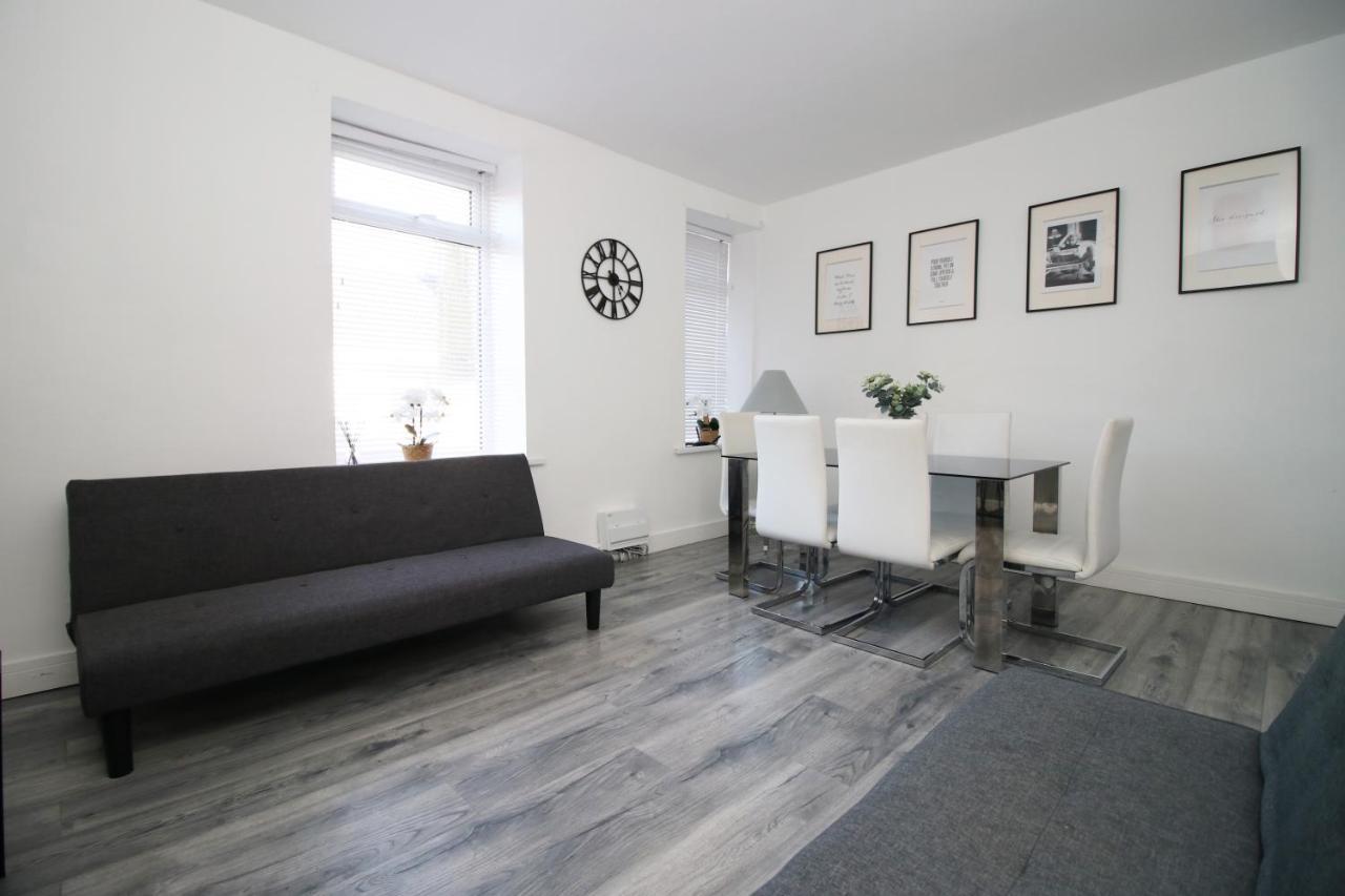 Executive Style 2 Bed Flat In Bridgend F2 Apartment Luaran gambar
